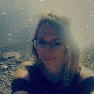 Meet your Posher, Kristin